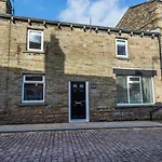 2 Bed In Oc-ds937 Holiday home