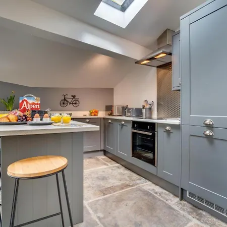 2 Bed In Hawes Oc-Ds937 Дом отдыха