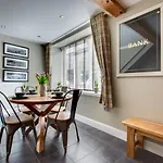 2 Bed In Oc-ds937 *